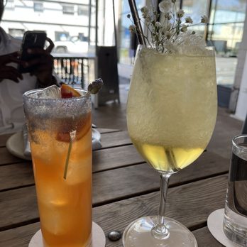 Squable - Levity & jasmine champagne cobbler - Modern European Near Me - Houston, Texas