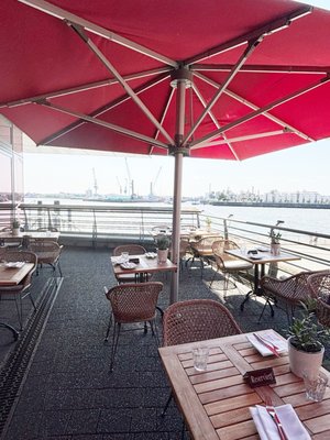 CARLS Brasserie by null