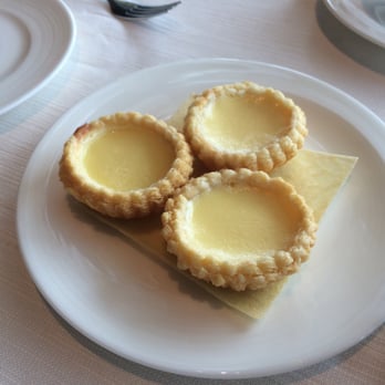 Tin Lung Heen - Egg Tarts - Cantonese Near Me - Kowloon, HK