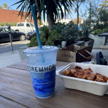 Erewhon - Coconut cloud smoothie, buffalo cauliflower, roasted chicken - Grocery Near Me - Los Angeles, California Erewhon - Coconut cloud smoothie, buffalo cauliflower, roasted chicken - Grocery Near Me - Los Angeles, California