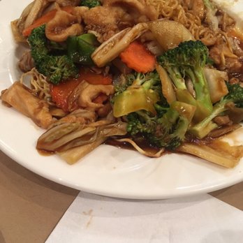 Nouilles Zen - a plate of chinese food - Thai Near Me - Châteauguay, Quebec Nouilles Zen - a plate of chinese food - Thai Near Me - Châteauguay, Quebec