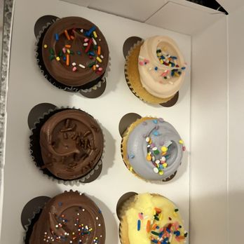 Magnolia Bakery - Cupcakes - Desserts Near Me - New York, New York Magnolia Bakery - Cupcakes - Desserts Near Me - New York, New York