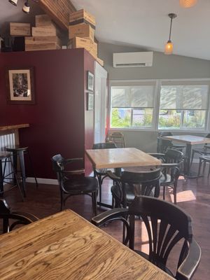 Woods Bay Wine by null