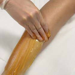 Organic Wax Sugaring
