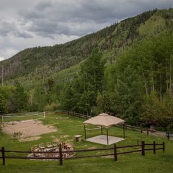Sunlight Lodge Bed & Breakfast