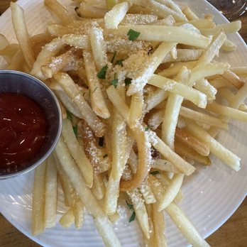 Joia Beach - truffle fries - Modern European Near Me - Miami, Florida