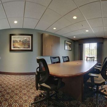 Hampton Inn & Suites Grafton - Meeting Room - Hotels Near Me - Grafton, Wisconsin Hampton Inn & Suites Grafton - Meeting Room - Hotels Near Me - Grafton, Wisconsin