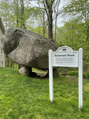 Balanced Rock by null