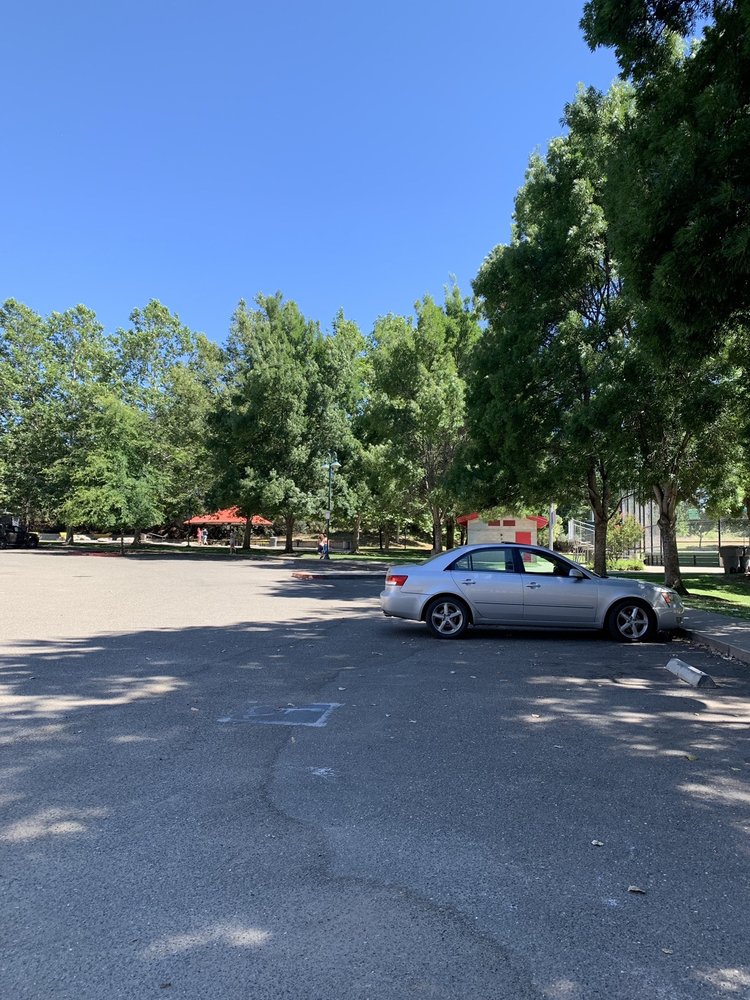 LIVERMORE COMMUNITY PARK Updated October 2024 35 Photos & 17