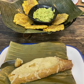 Salento Colombian Steakhouse - Tostones w/guacamole and maduro with cheese - Colombian Near Me - Jacksonville, Florida
