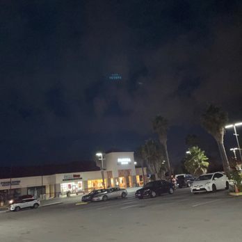 Panera Bread - wish Panera had more locations...would love it if it were 24/7 - Salad Near Me - Pendleton South, California