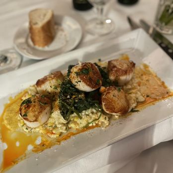 Marina Cafe - Scallops - Seafood Near Me - Destin, Florida