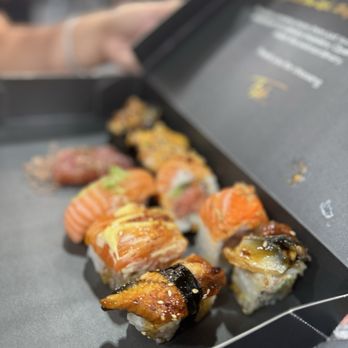 FOB Sushi Bar - Sushi Bars Near Me - Seattle, Washington