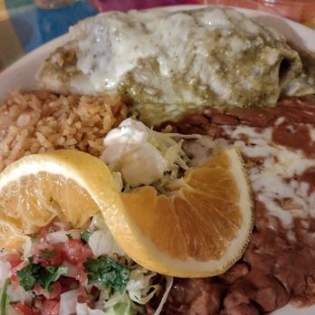 Arturo's Grill - Chili verde burrito rice and beans - Mexican Near Me - Hemet, California