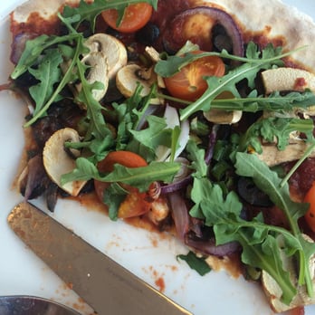 Foodmarket - Vegan pizza! Really good! - Cafeteria Near Me - Gardermoen, 02