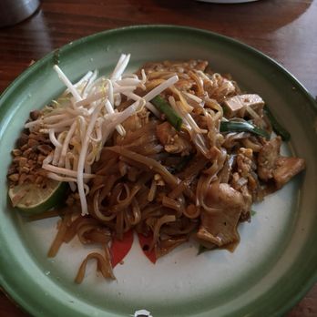Glai Baan - Pad Thai with chicken - Thai Near Me - Phoenix, Arizona