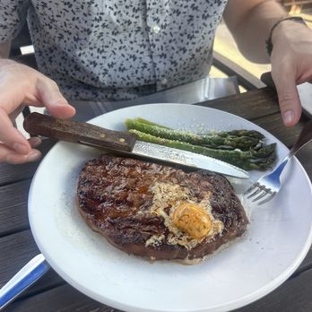 Skillet Southern Bistro - Steak! Cooked perfectly! - Salad Near Me - Cramerton, North Carolina