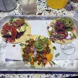 Club Mexicana - 3 diff tacos
