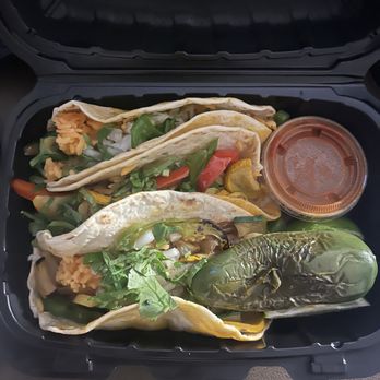 Dos Hermanos - Mexican Street Tacos (order of 3) fajita veggie - Mexican Near Me - Columbus, Ohio