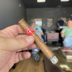 Sticks Cigar Shop - Classic cigar