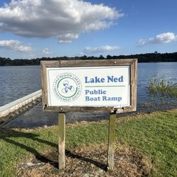 Lake Ned Park
