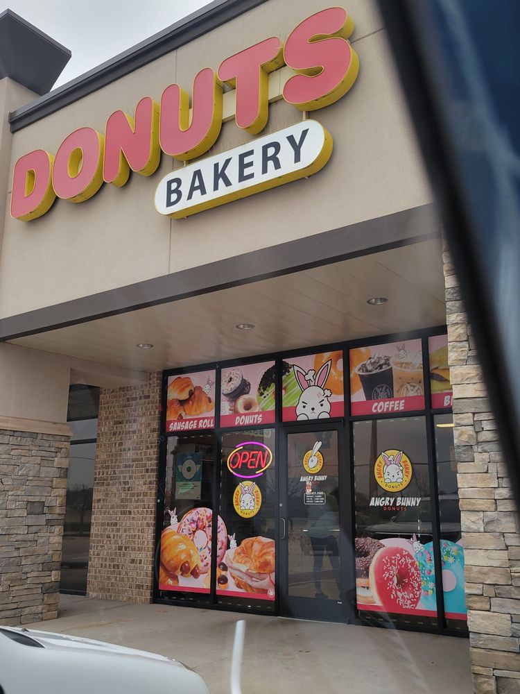 LEE DONUT Updated October 2024 18 Photos & 12 Reviews 1020 NW