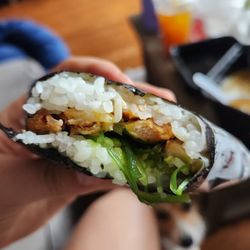 Shi Miao Dao Noodle House - Chicken and seaweed riceball