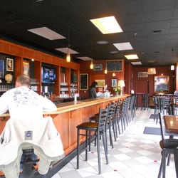 Broken Top Bottle Shop & Ale Cafe - Cafe portion