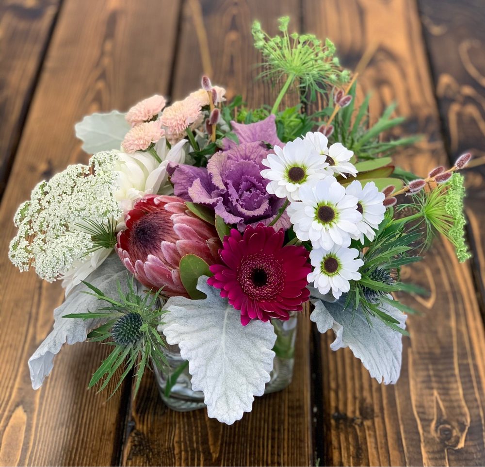 AMPERSAND FLOWERS & EVENTS Updated September 2024 15 Photos 5594