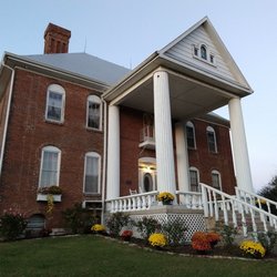 Lylewood Inn Bed and Breakfast
