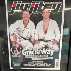 Gracie Jiu-Jitsu Mukilteo - Master André carries the tradition of Gracie family.