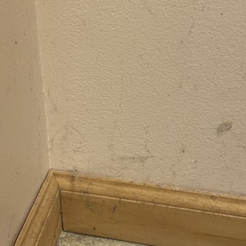 Ooh La La Cleaning Services - Grimy corner of my bathroom floor after a cleaning. - Office Cleaning Near Me - Glens Falls, New York Ooh La La Cleaning Services - Grimy corner of my bathroom floor after a cleaning. - Office Cleaning Near Me - Glens Falls, New York