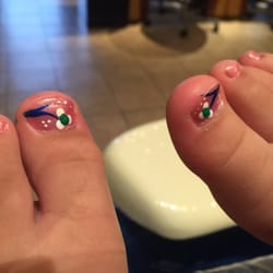 Jenny Nail Salon - Special toes for my little girl.