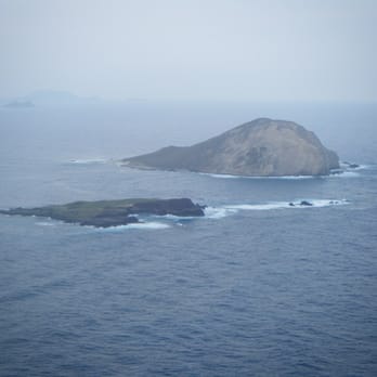 Makapu'u Point Lighthouse Trail - Manana aka Rabbit island & Kaohikaipu aka Black Rock - Hiking Near Me - Honolulu, Hawaii