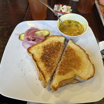 The Original Hick'ry Pit - Grilled crab melt w/chicken rice soup - New American Near Me - Walnut Creek, California The Original Hick'ry Pit - Grilled crab melt w/chicken rice soup - New American Near Me - Walnut Creek, California