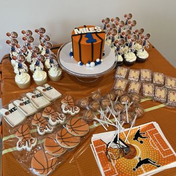 Sweet Escape Cake Company - Cupcakes Near Me - Indianapolis, Indiana Sweet Escape Cake Company - Cupcakes Near Me - Indianapolis, Indiana