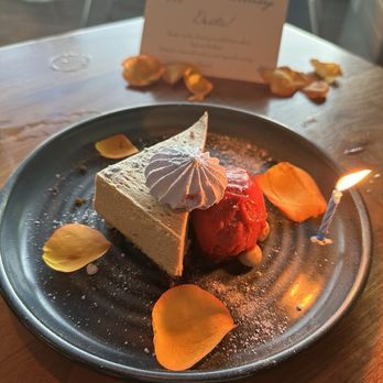 Aerlume - Coffee cheesecake - New American Near Me - Seattle, Washington