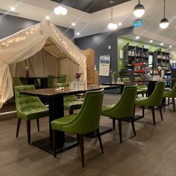 The Railwork Lounge - Pretty fun atmosphere