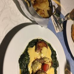 IntVeerhues - Das war auch lecker. Schweinemedaillons auf Blattspinat
