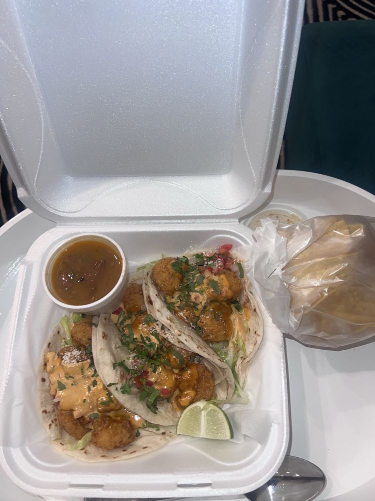 Food from Taqueria Acapulco ATL