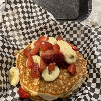 CanopyRoad Cafe - Gluten-free pancakes with strawberries and bananas. - Breakfast & Brunch Near Me - Tampa, Florida CanopyRoad Cafe - Gluten-free pancakes with strawberries and bananas. - Breakfast & Brunch Near Me - Tampa, Florida