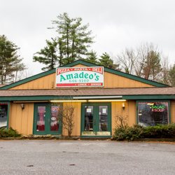 Amadeos Pizza & Deli