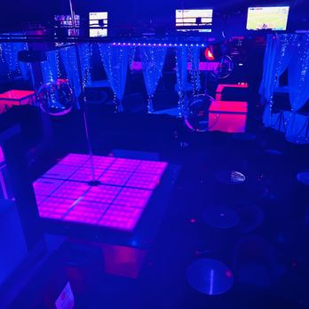 NAKED CITY - Updated November 2025 - 314 Photos - 4300 S Fort Hood St