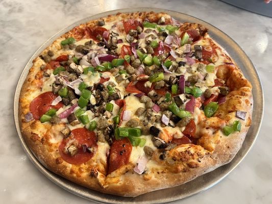 Aviator Pizza & Drafthouse by null