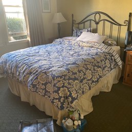 Comfortable bed Comfortable bed