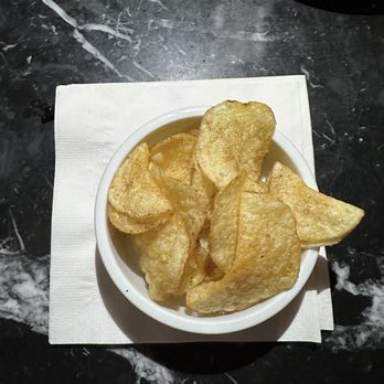 Bar Corso - Black truffle chips - IG @bougiefoodieboi - Wine Bars Near Me - Vancouver, British Columbia