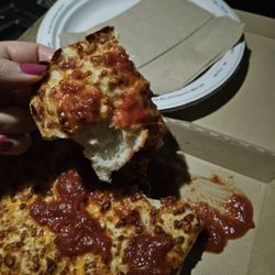 Pizza Hut - Garlic cheesy bread with marinara