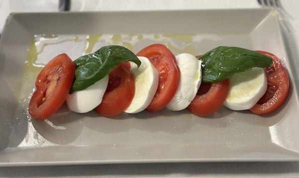 Piccolo Buco (NO PRENOTAZIONI-NO RESERVATIONS) by null