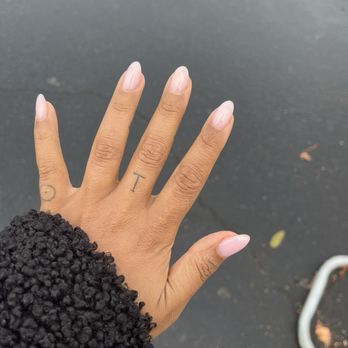 D"Nails Spa - Nice and thin, by Sammi - Nail Salons Near Me - Torrance, California