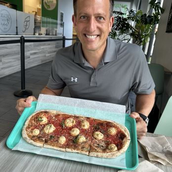 Florish - Margherita - Pizza Near Me - Tampa Bay, Florida